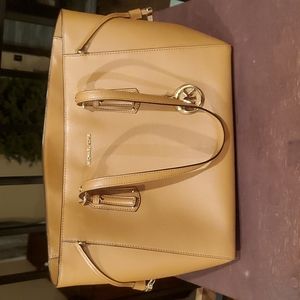 COPY - Michael Kors Tote
